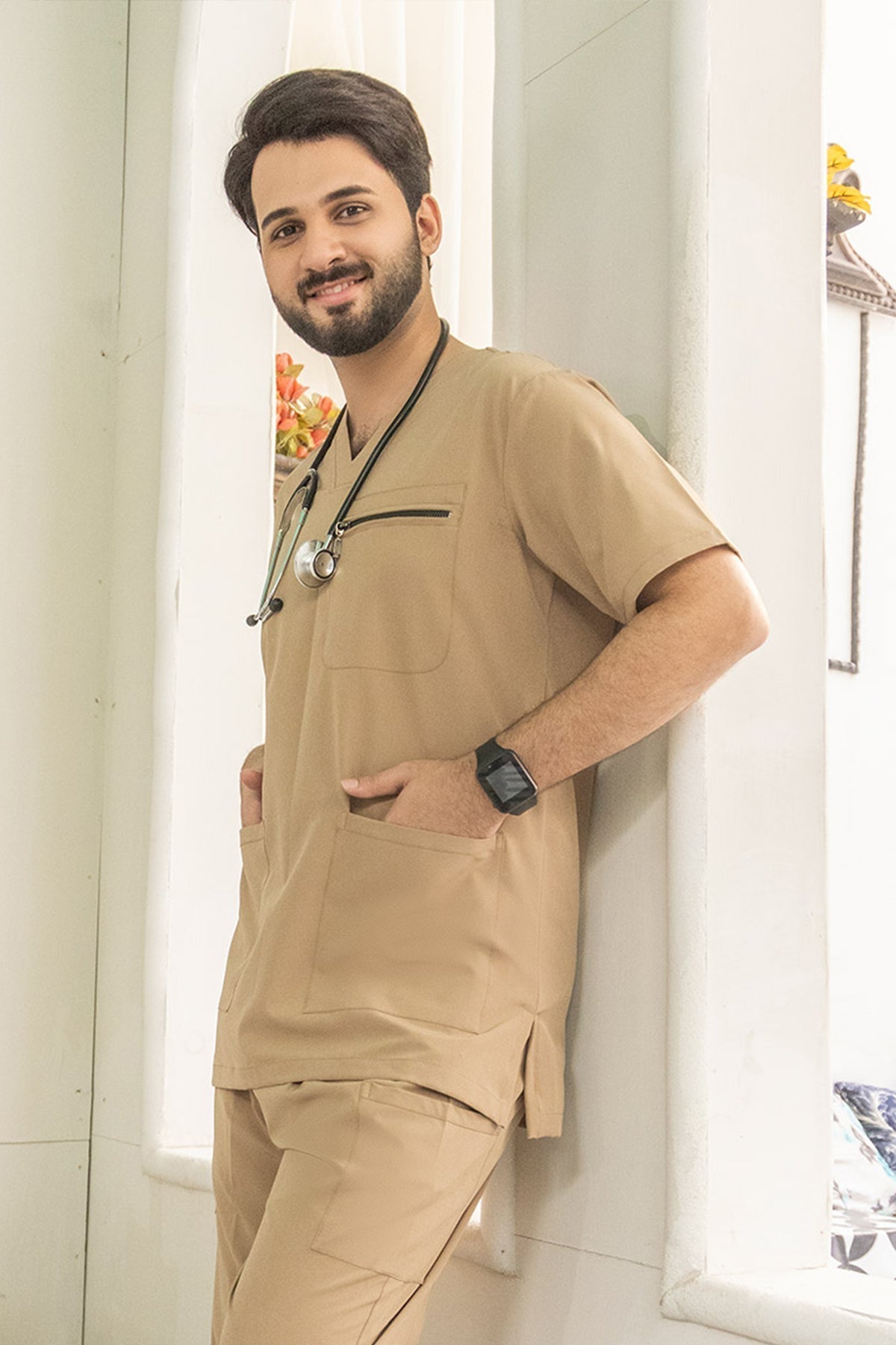 beige-Scrub suit for men 